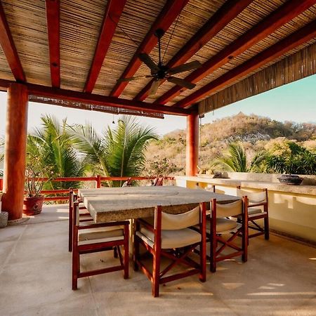 Dream Villa With Private Beach And Catering Сиуатанехо Екстериор снимка