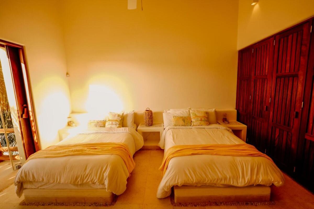 Dream Villa With Private Beach And Catering Сиуатанехо Екстериор снимка