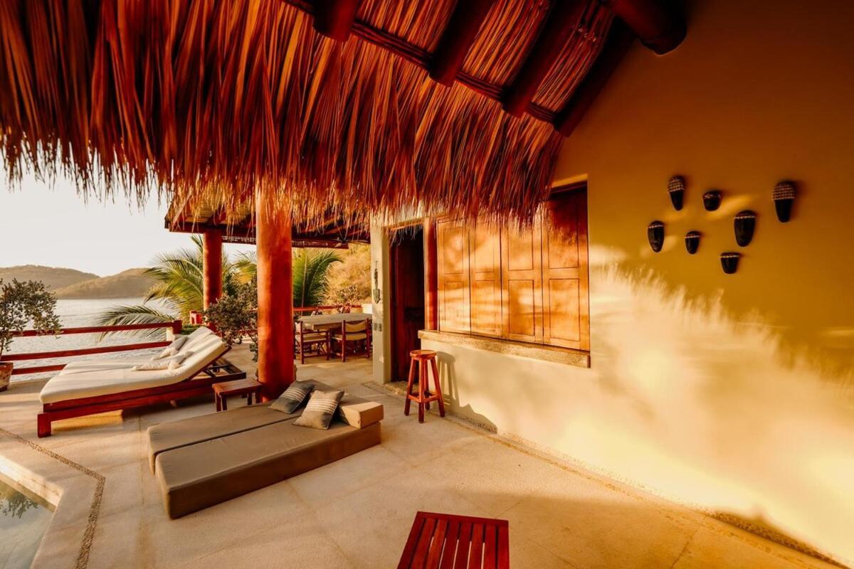 Dream Villa With Private Beach And Catering Сиуатанехо Екстериор снимка