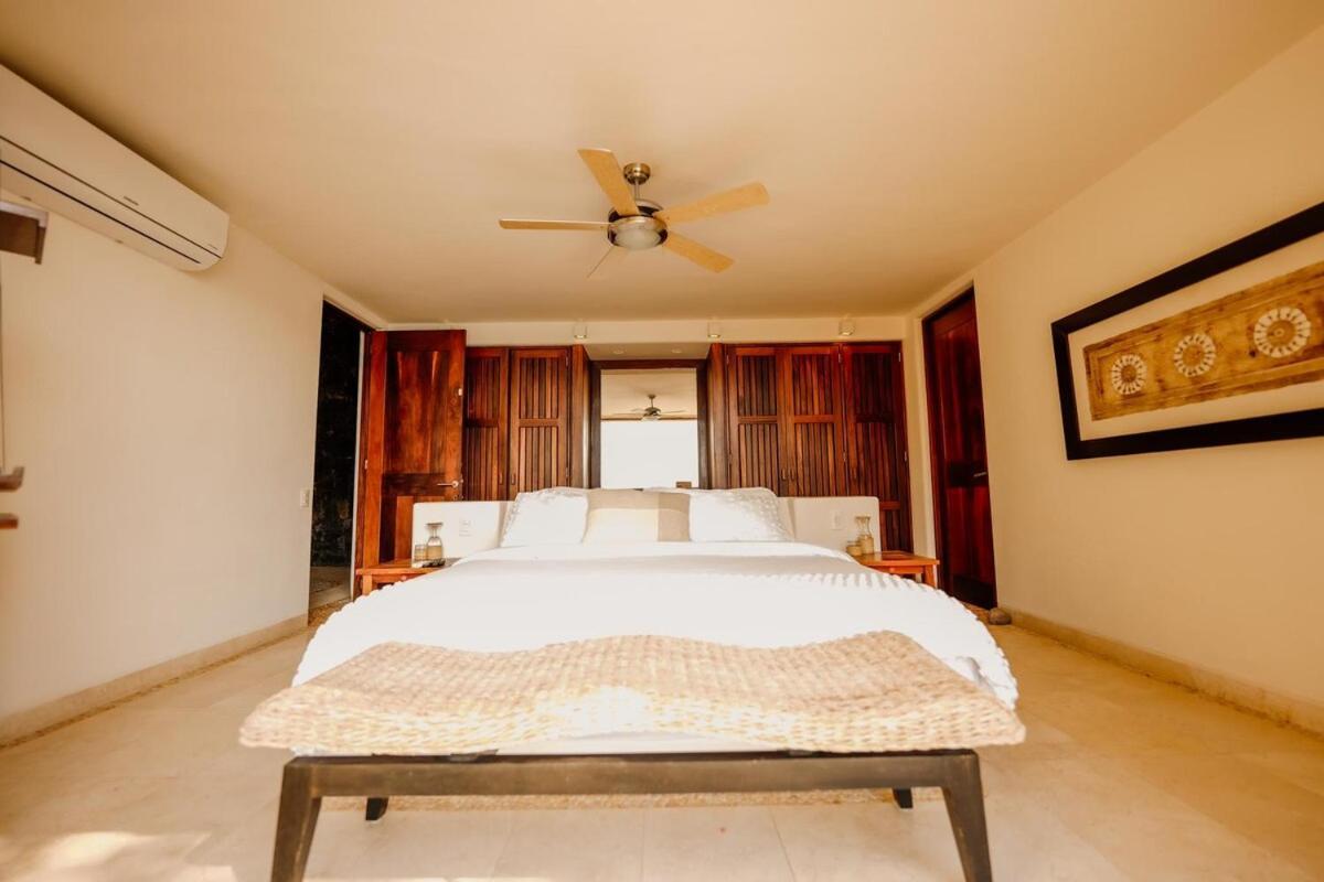 Dream Villa With Private Beach And Catering Сиуатанехо Екстериор снимка