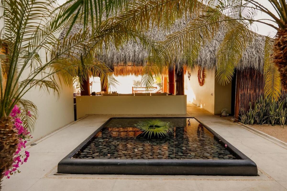 Dream Villa With Private Beach And Catering Сиуатанехо Екстериор снимка